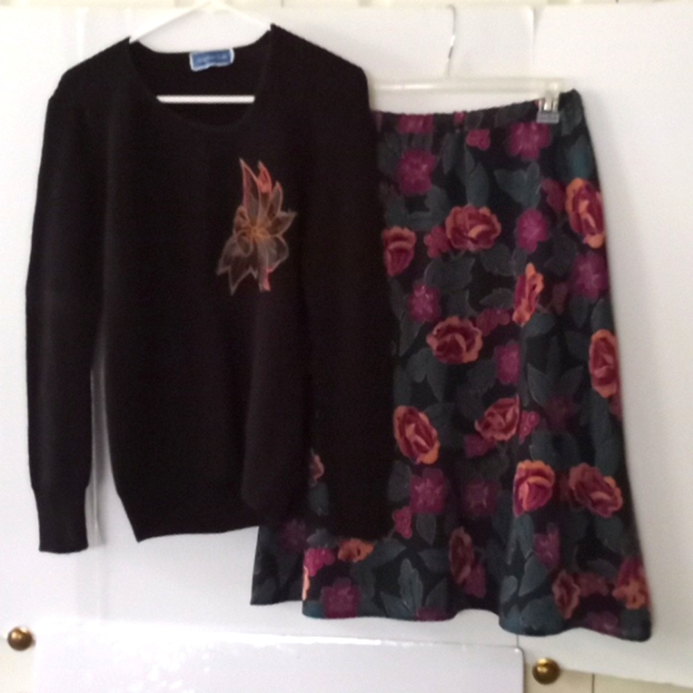 Vintage Jonathan Cass Women's Skirt Set - Size (13) - Floral